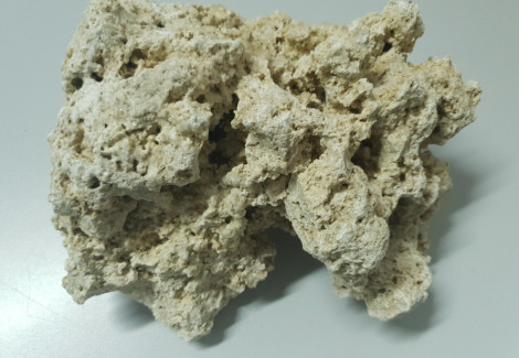 Dry Base Rock Indonesia (P/Kg) M